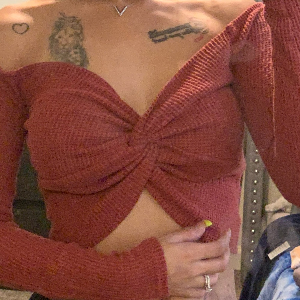 Burgundy crop top